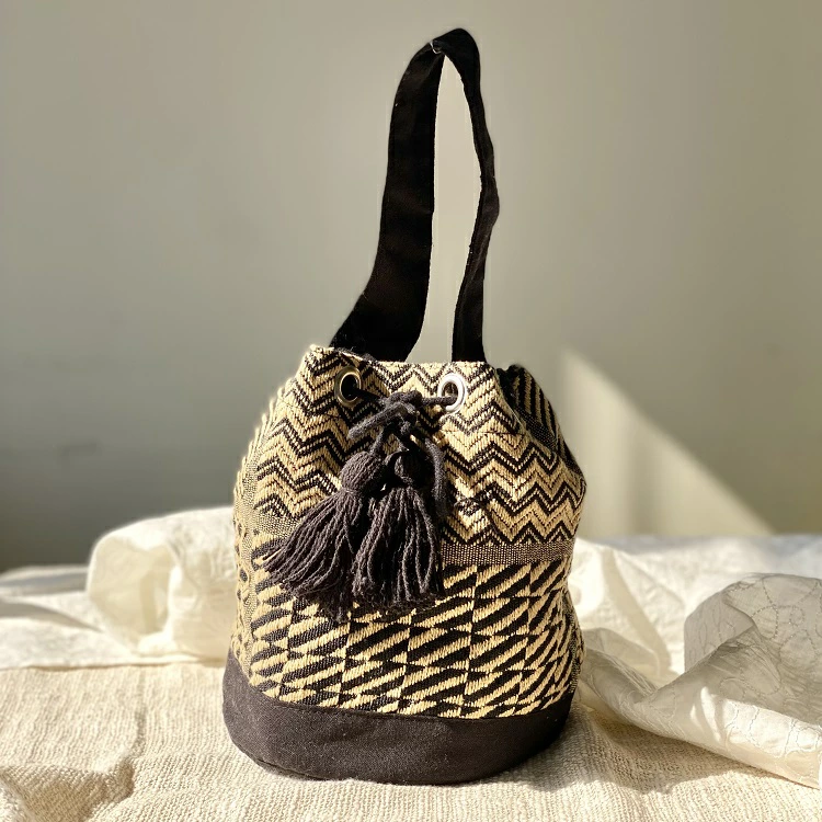 トートバッグ インド綿100％ 草ビロード アフリカンモチーフ  キャンバス 約20cm×18cm