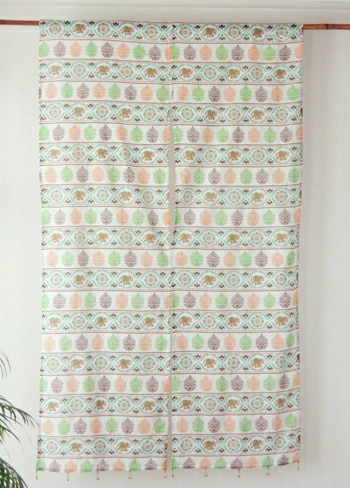 のれん インド綿100％ ビーズ付き  エレファントリーフ  150cm×85cm