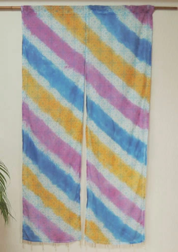 のれん インド綿 100% 裾ビーズ付き タイダイ バイアスフラワー ブルー150cm×85cm