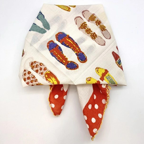 バンダナ インド綿100%  シューズ柄 レッド  53cm×53cm