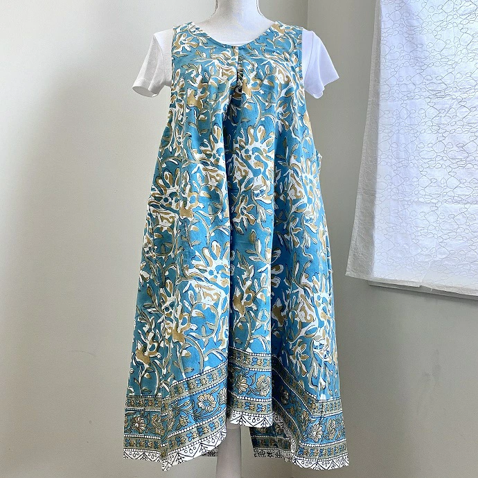 バッククロスエプロン インド綿100% ブロックプリント 花柄 ターコイズ約着丈SNP～100cm バストフリー