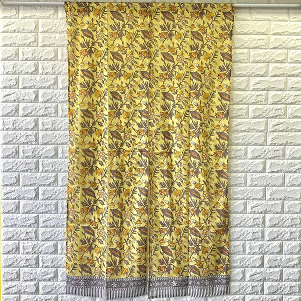 のれん インド綿100% アマービレ 花柄  イエロー 150cm×85cm