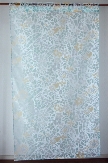 間仕切りカーテン・インド綿・透けるモザイク花柄・フルーツフラワー・ターコイズ・全体