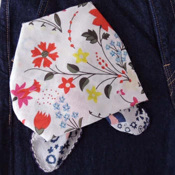 バンダナ インド綿100% ミックスフラワー ネイビー ブルー  53cm×53cm